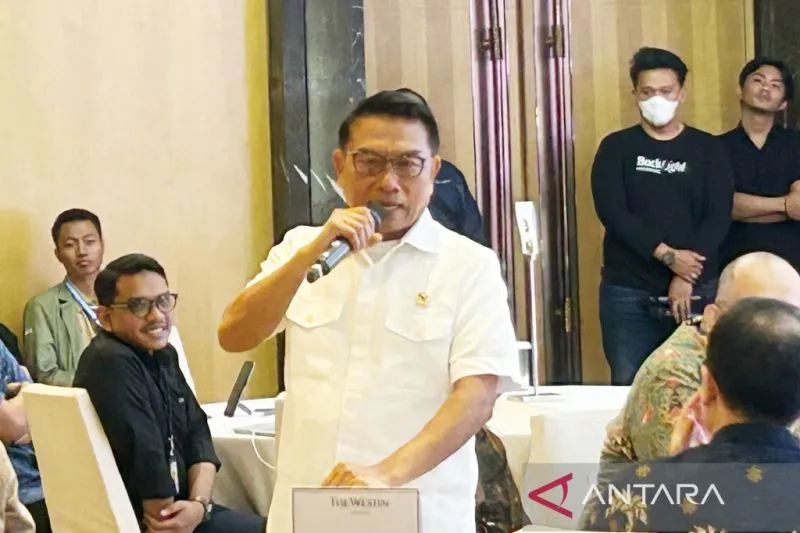 Ketua Umum Himpunan Kerukunan Tani Indonesia (HKTI) Moeldoko dalam diskusi "Elektrifikasi Agrikultur"